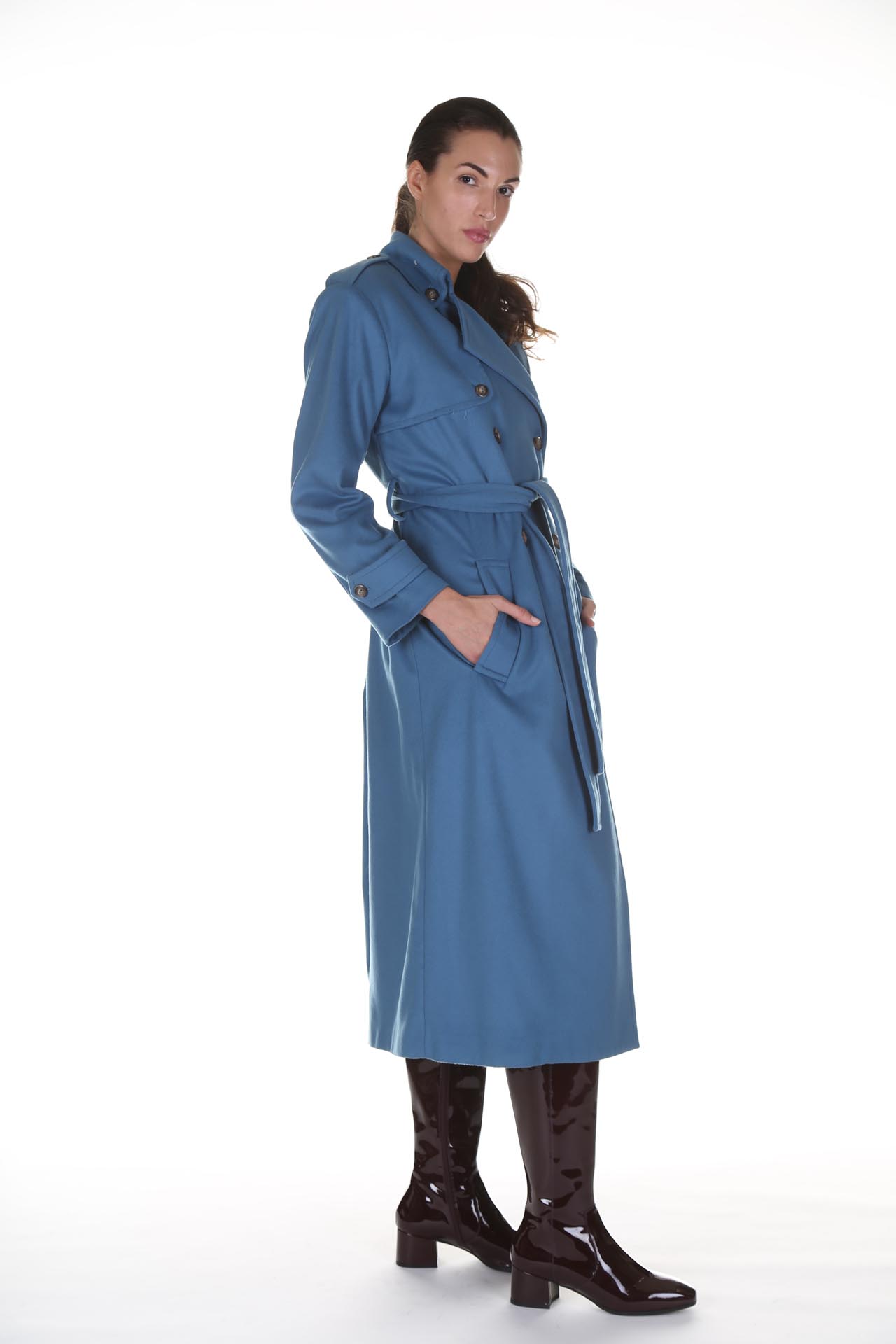 Erika Cavallini, Coat